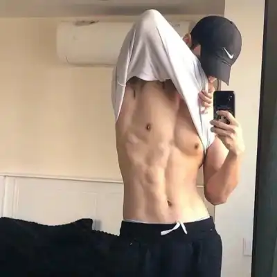 吕小宸